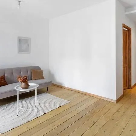 N&l Apartment *